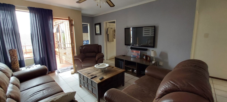 3 Bedroom Property for Sale in Rangeview Gauteng