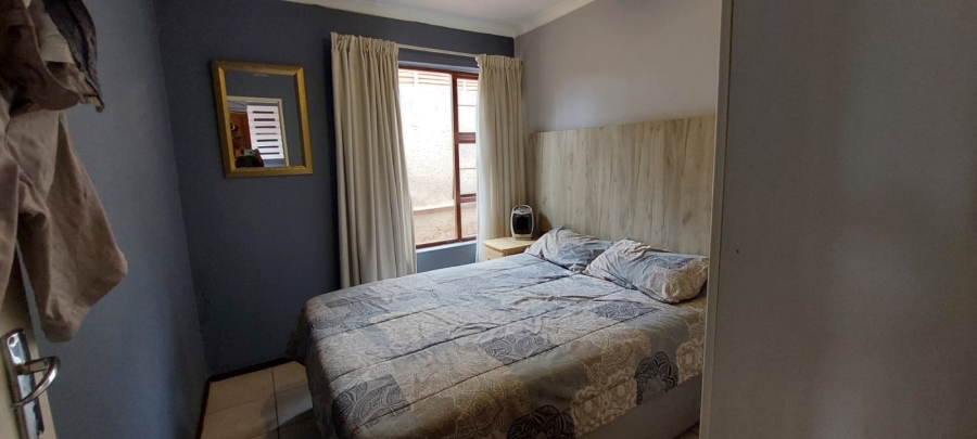 3 Bedroom Property for Sale in Rangeview Gauteng