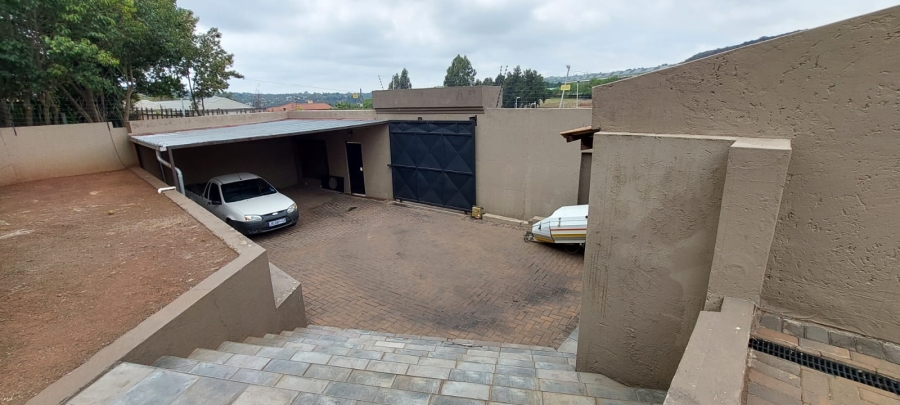 13 Bedroom Property for Sale in Rangeview Gauteng