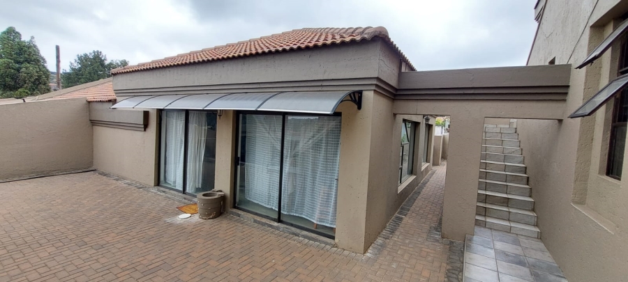 13 Bedroom Property for Sale in Rangeview Gauteng