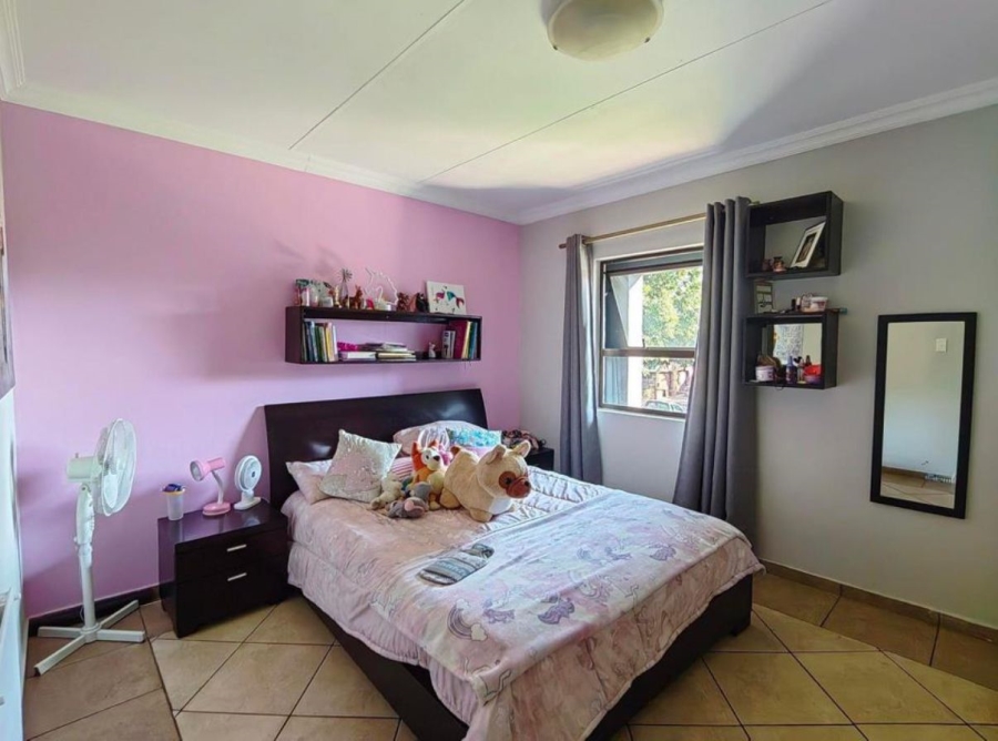 To Let 6 Bedroom Property for Rent in Montana Gauteng