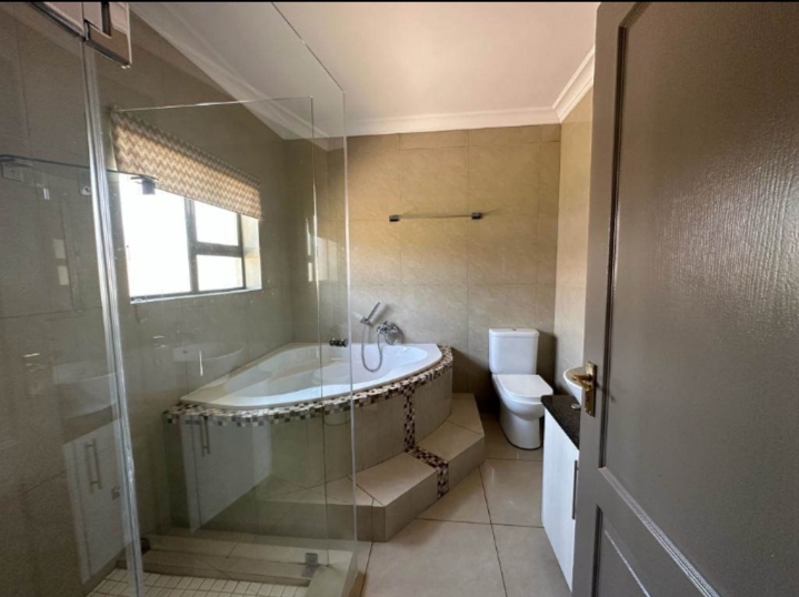 To Let 4 Bedroom Property for Rent in Montana Gauteng