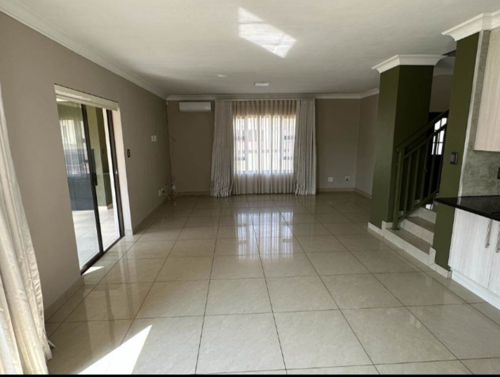 To Let 4 Bedroom Property for Rent in Montana Gauteng