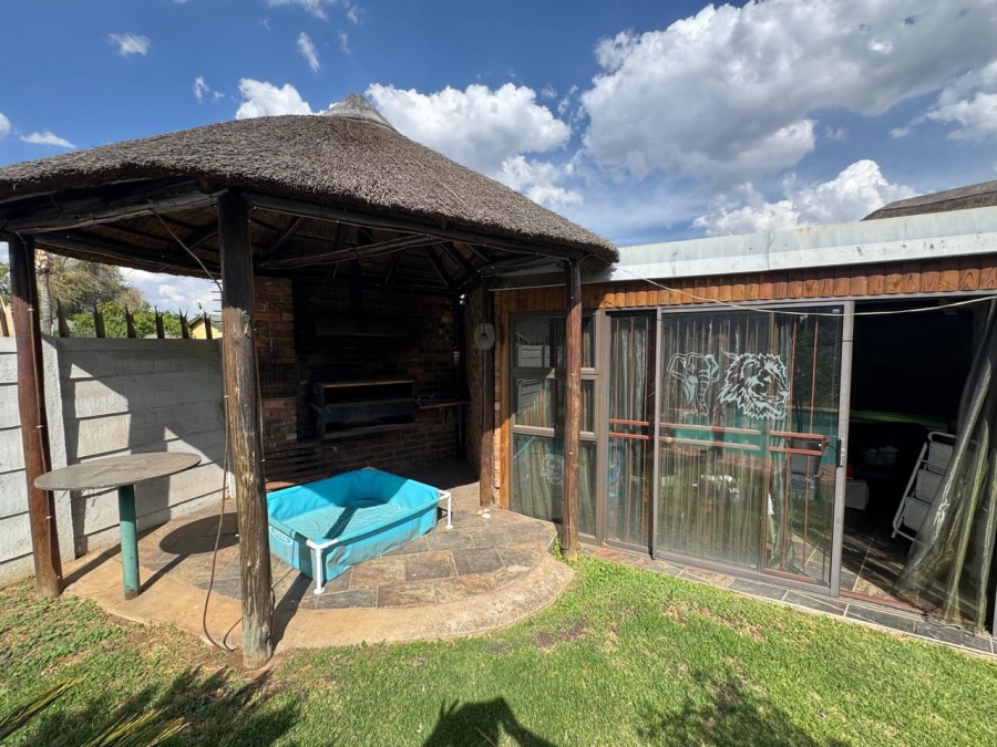 4 Bedroom Property for Sale in Brenthurst Gauteng