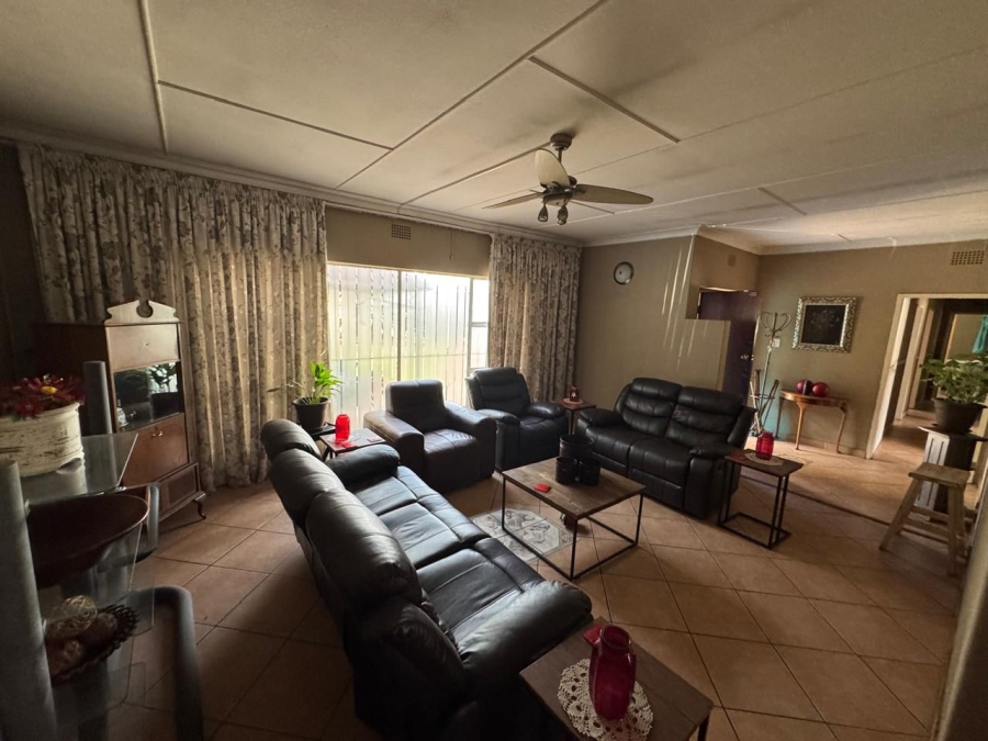 4 Bedroom Property for Sale in Brenthurst Gauteng