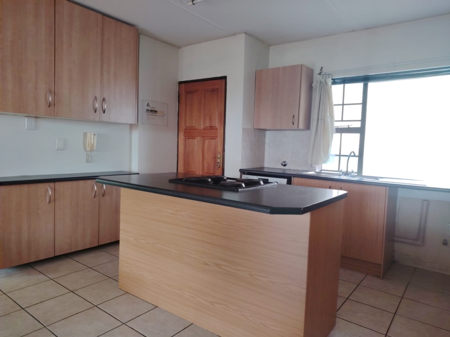 2 Bedroom Property for Sale in Erand Gardens Gauteng