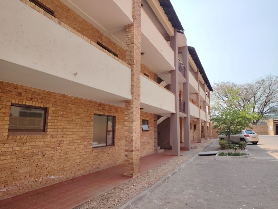 2 Bedroom Property for Sale in Erand Gardens Gauteng