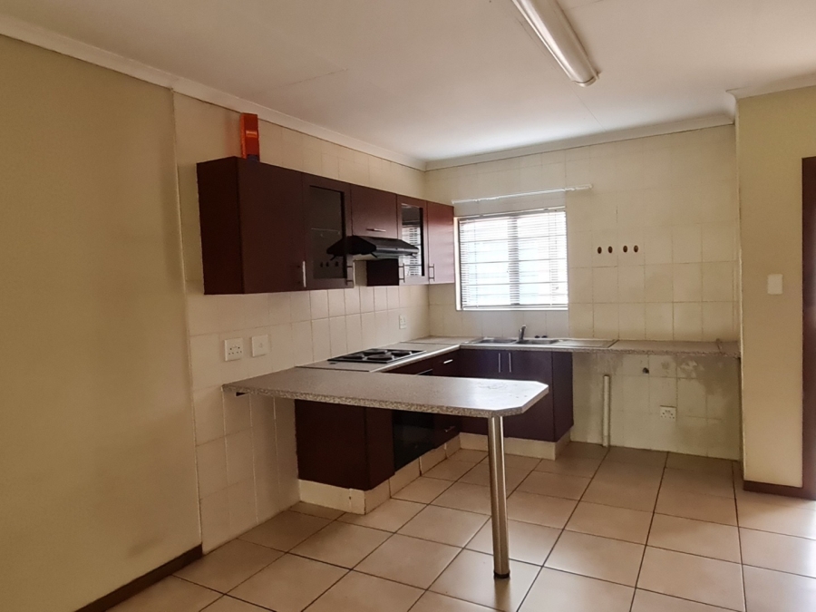 To Let 2 Bedroom Property for Rent in Dalview Gauteng