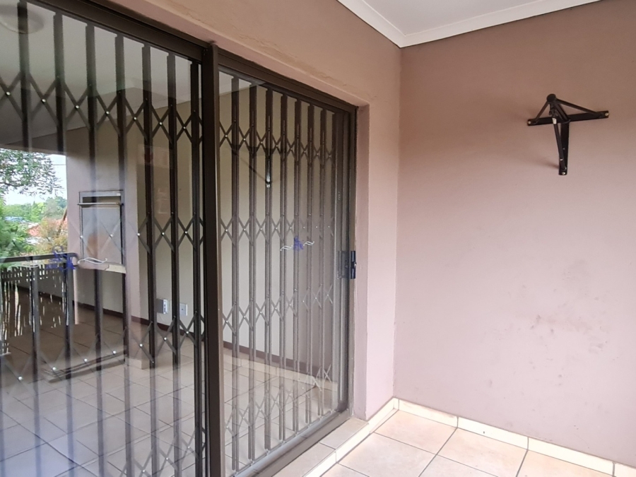 To Let 2 Bedroom Property for Rent in Dalview Gauteng