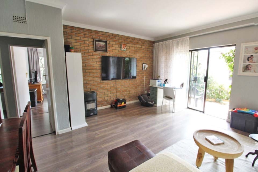 To Let 2 Bedroom Property for Rent in Rivonia Gauteng