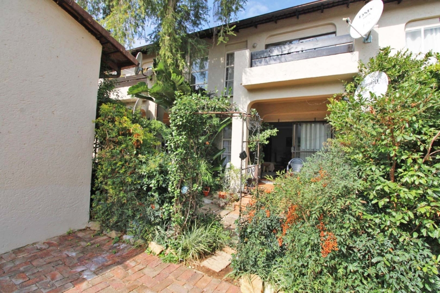 To Let 2 Bedroom Property for Rent in Rivonia Gauteng