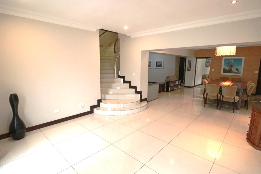 To Let 5 Bedroom Property for Rent in Bryanston Gauteng