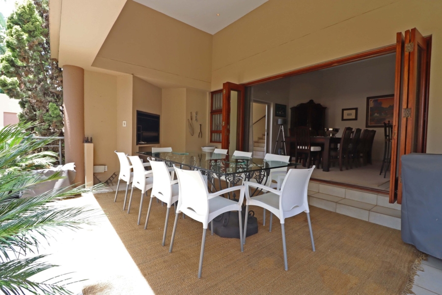 4 Bedroom Property for Sale in Mill Hill Gauteng