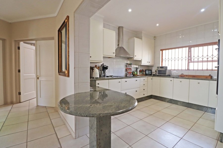 4 Bedroom Property for Sale in Mill Hill Gauteng