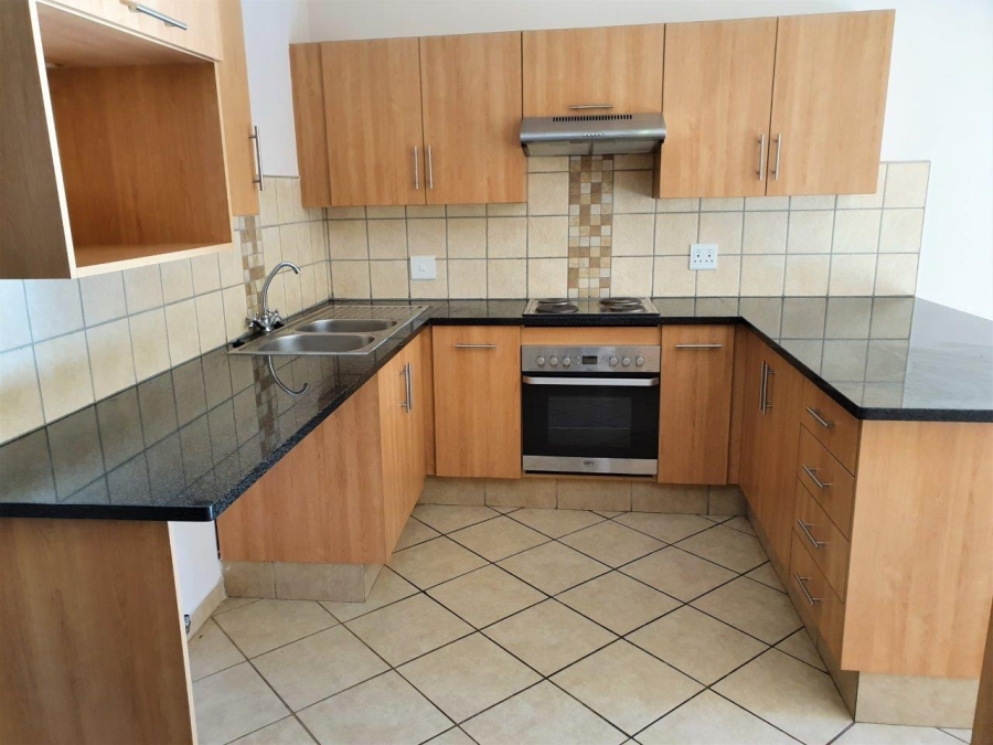 To Let 2 Bedroom Property for Rent in Olympus AH Gauteng