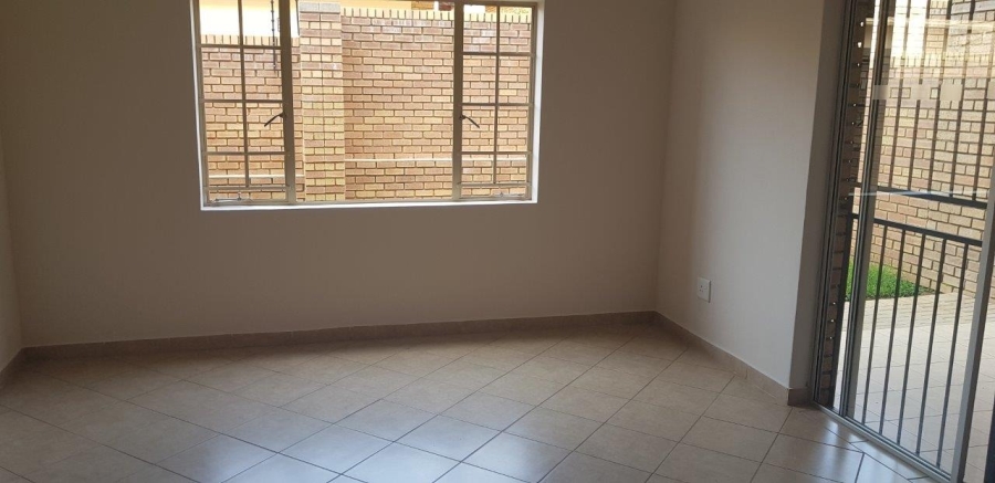 To Let 2 Bedroom Property for Rent in Olympus AH Gauteng