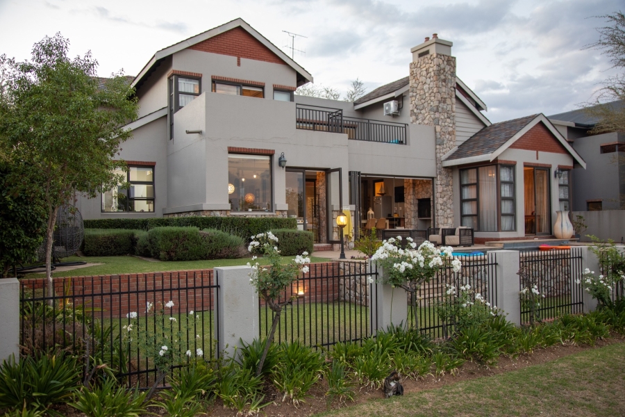 4 Bedroom Property for Sale in Helderfontein Estate Gauteng