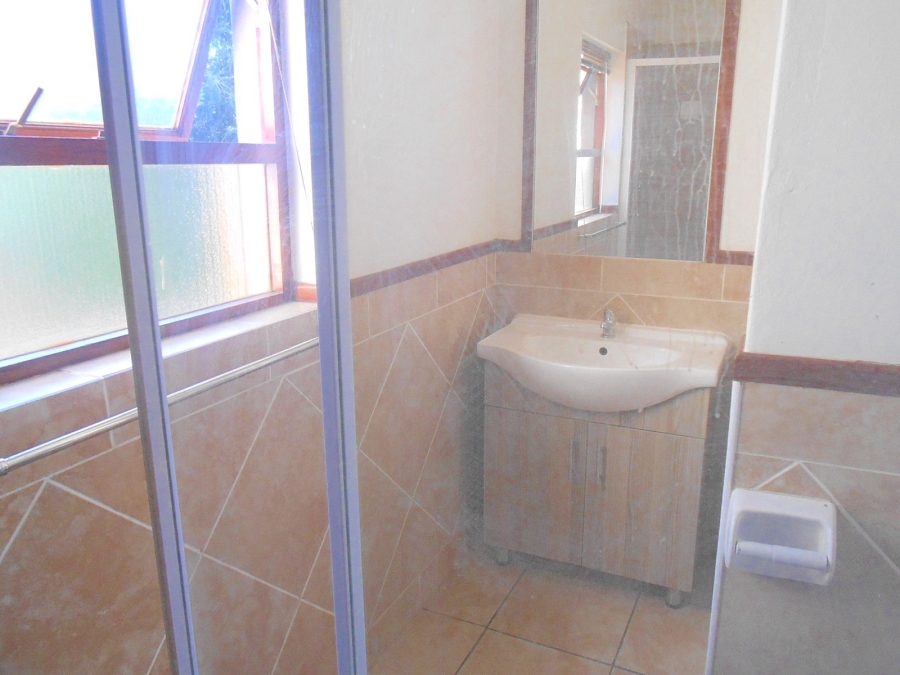 To Let 1 Bedroom Property for Rent in Lonehill Gauteng