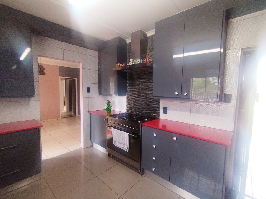 3 Bedroom Property for Sale in Eastleigh Gauteng