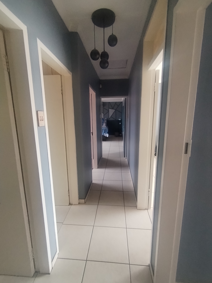 3 Bedroom Property for Sale in Eastleigh Gauteng