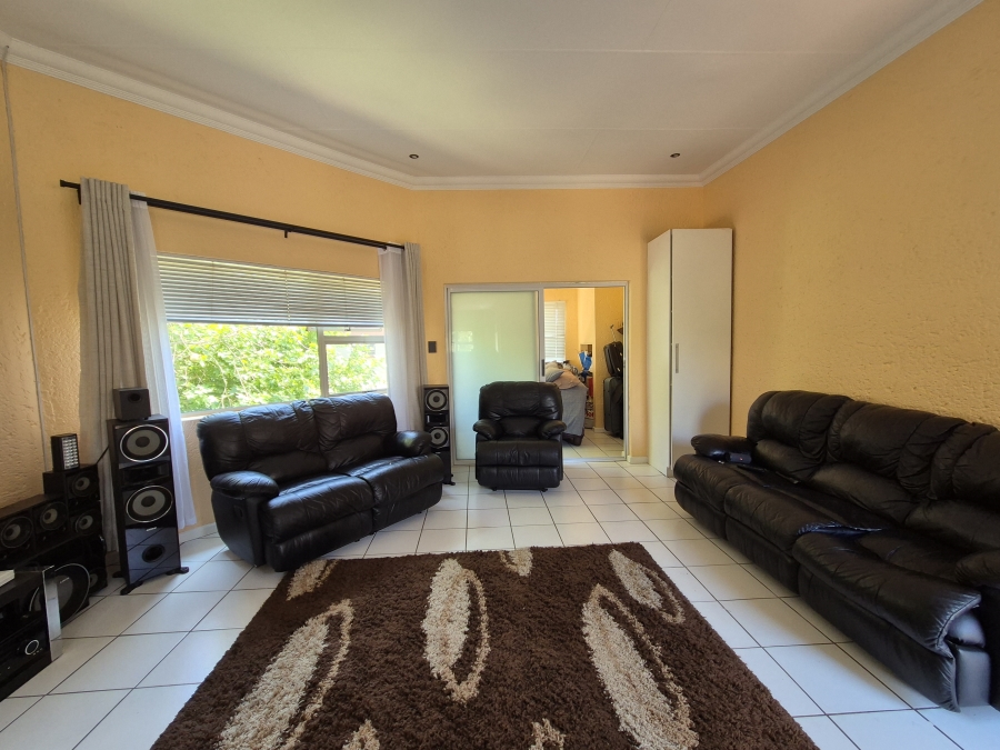 1 Bedroom Property for Sale in Bedford Gardens Gauteng