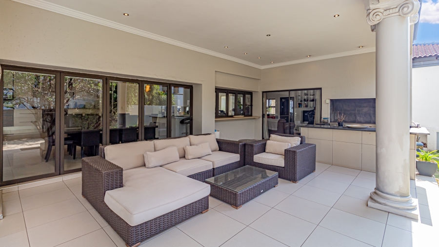 4 Bedroom Property for Sale in Greenstone Hill Gauteng