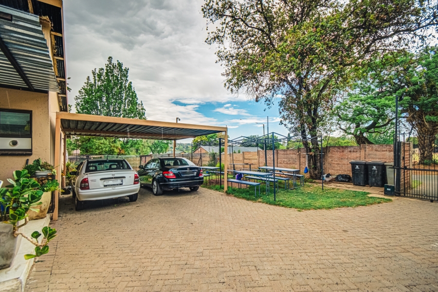 4 Bedroom Property for Sale in Edenvale Central Gauteng