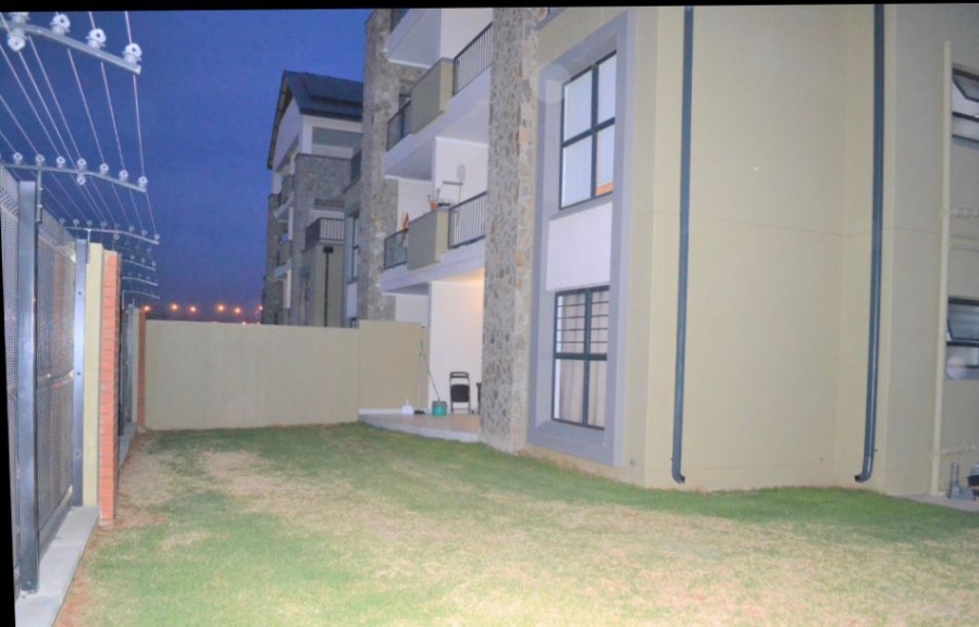 To Let 3 Bedroom Property for Rent in Waterfall Gauteng