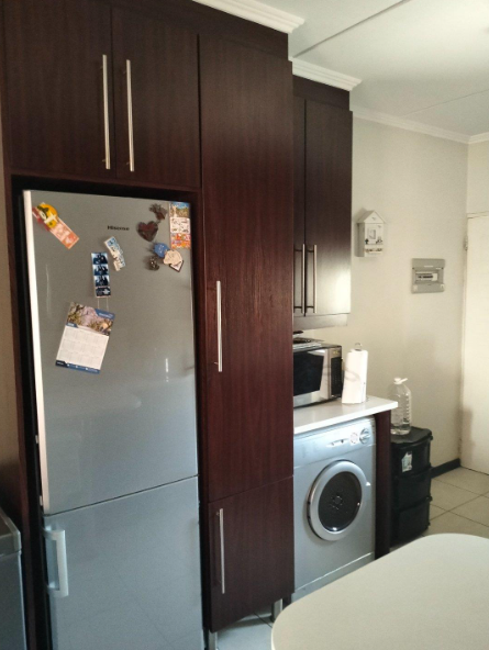 2 Bedroom Property for Sale in Greenstone Hill Gauteng