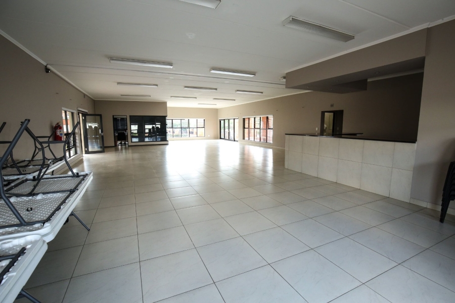 2 Bedroom Property for Sale in Greenstone Hill Gauteng