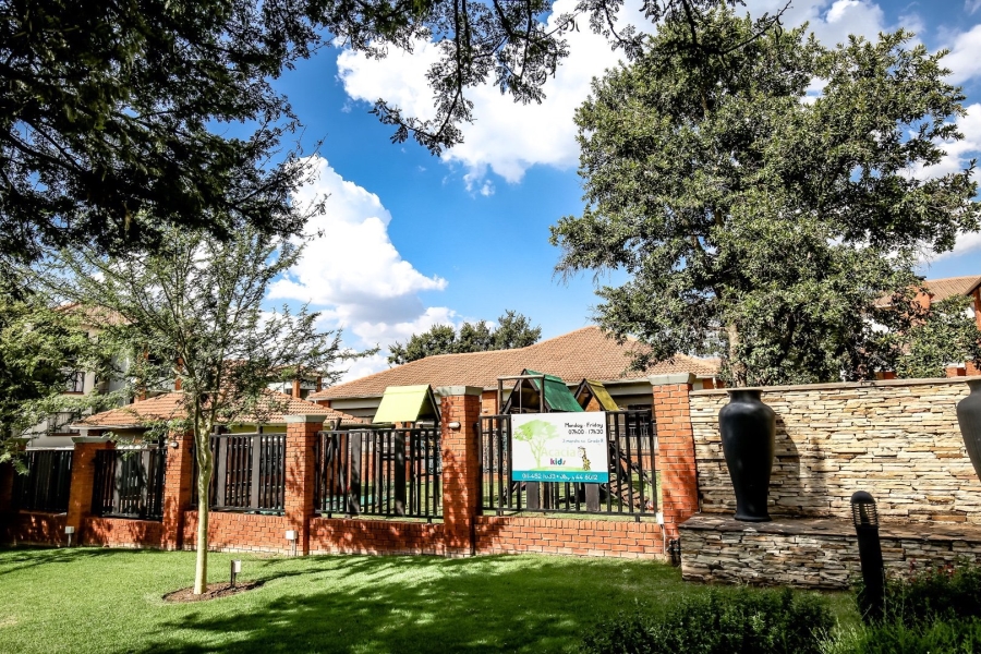 2 Bedroom Property for Sale in Greenstone Hill Gauteng