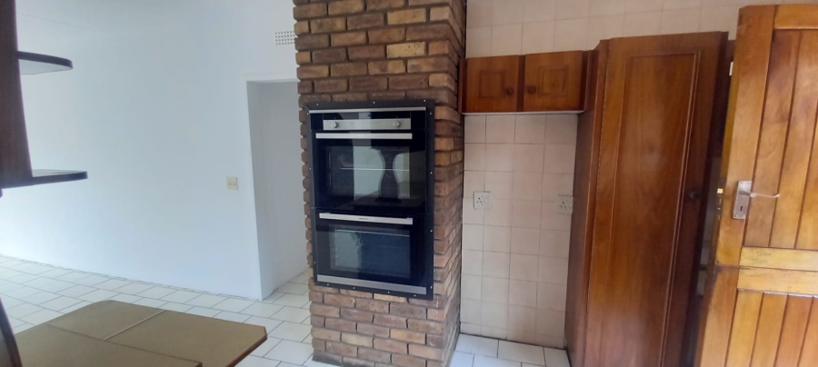 3 Bedroom Property for Sale in Petersfield Gauteng