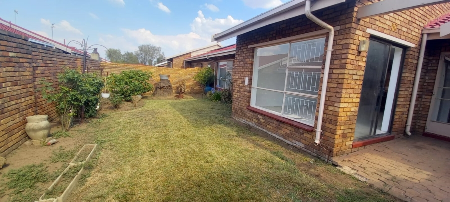 3 Bedroom Property for Sale in Petersfield Gauteng