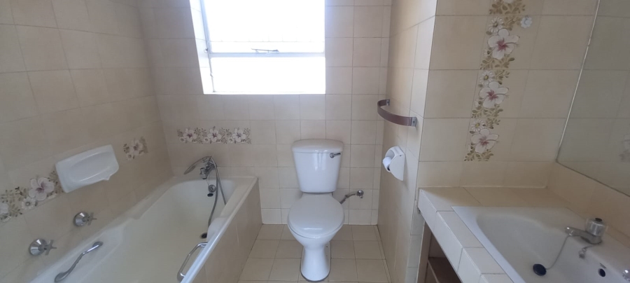 3 Bedroom Property for Sale in Petersfield Gauteng