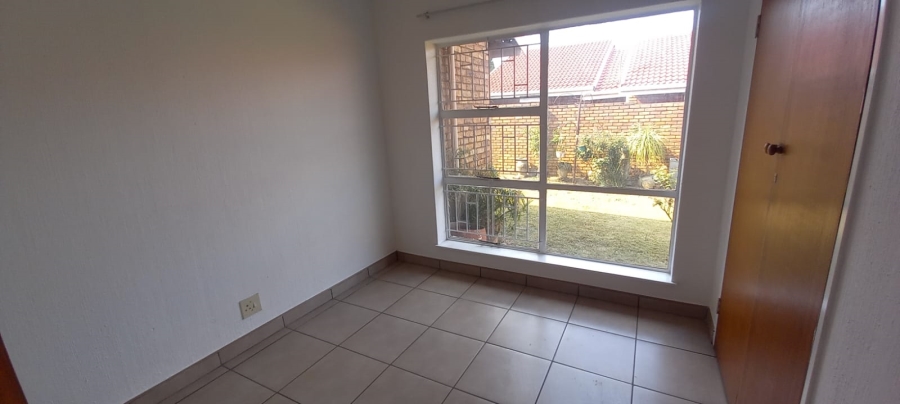 3 Bedroom Property for Sale in Petersfield Gauteng