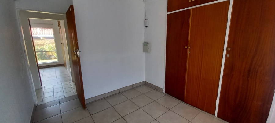 3 Bedroom Property for Sale in Petersfield Gauteng