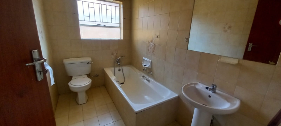 3 Bedroom Property for Sale in Petersfield Gauteng