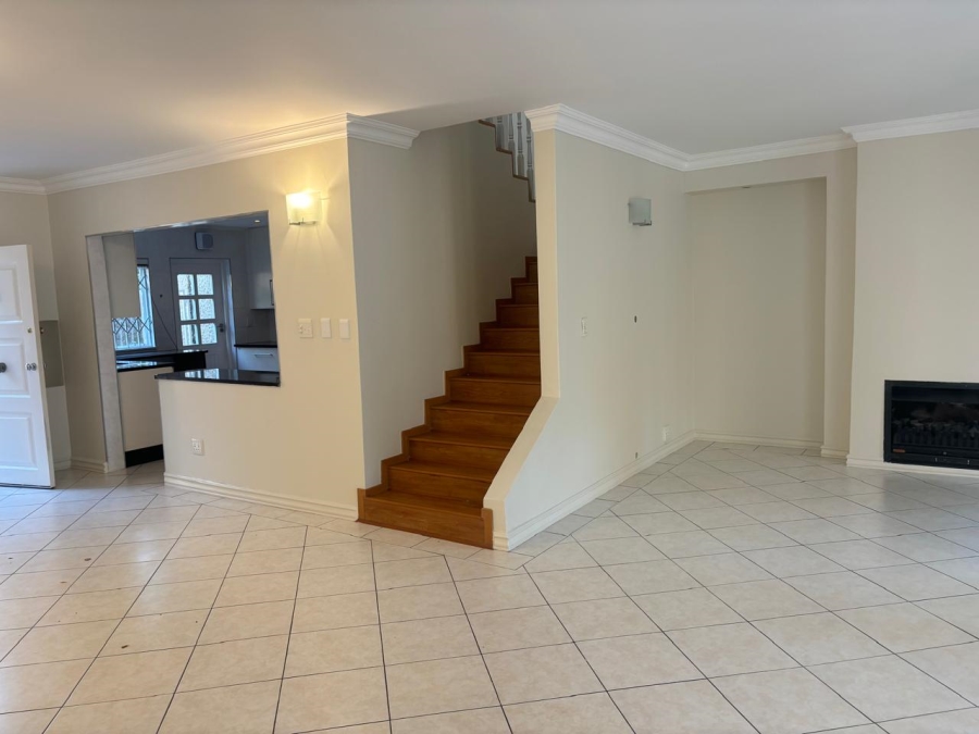 To Let 3 Bedroom Property for Rent in Khyber Rock Gauteng