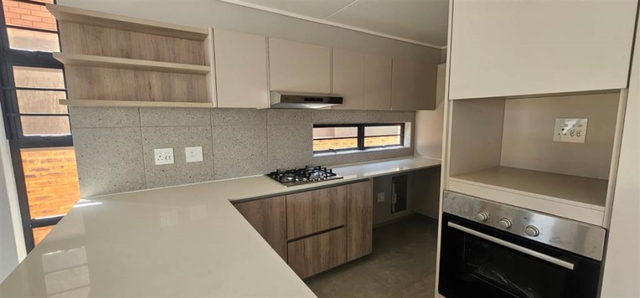 To Let 3 Bedroom Property for Rent in Rooihuiskraal North Gauteng