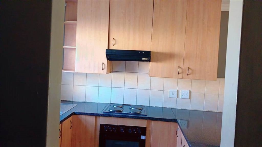 To Let 3 Bedroom Property for Rent in Halfway House Gauteng