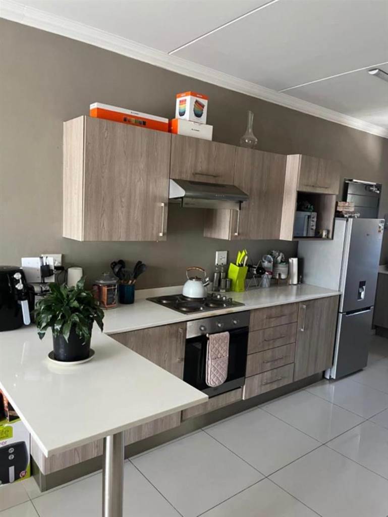 To Let 2 Bedroom Property for Rent in Halfway Gardens Gauteng