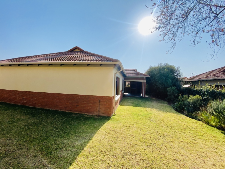 To Let 3 Bedroom Property for Rent in Carlswald Gauteng