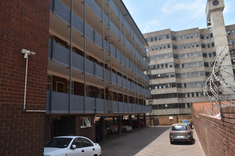 2 Bedroom Property for Sale in Pretoria Central Gauteng