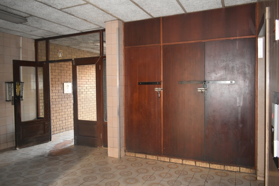 2 Bedroom Property for Sale in Pretoria Central Gauteng