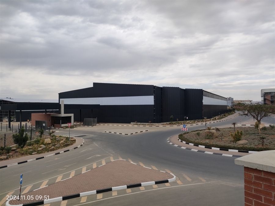 To Let commercial Property for Rent in North Riding Gauteng