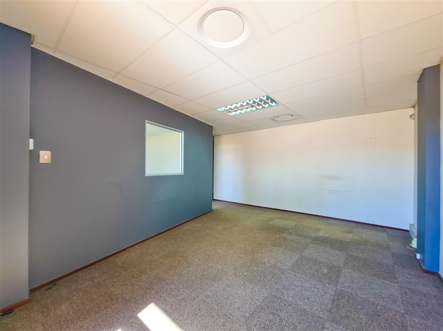 To Let commercial Property for Rent in Ruimsig Gauteng