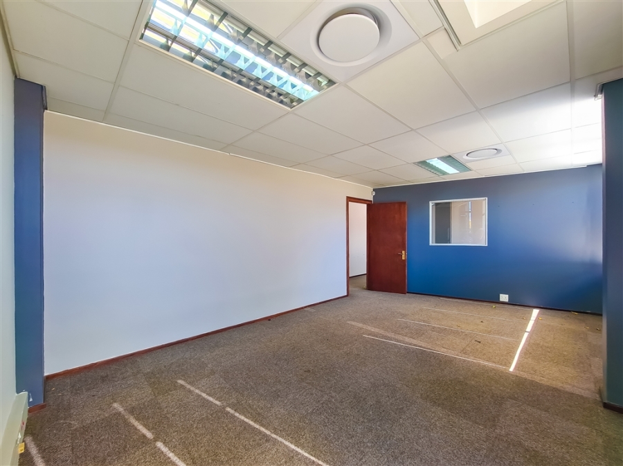 To Let commercial Property for Rent in Ruimsig Gauteng