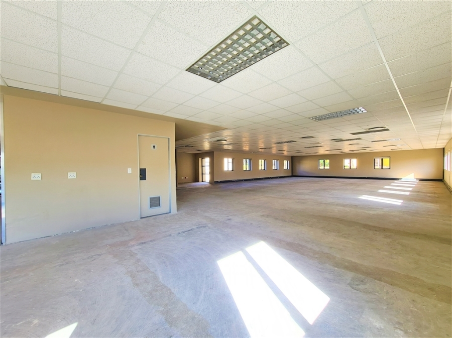 To Let commercial Property for Rent in Strubensvallei Gauteng