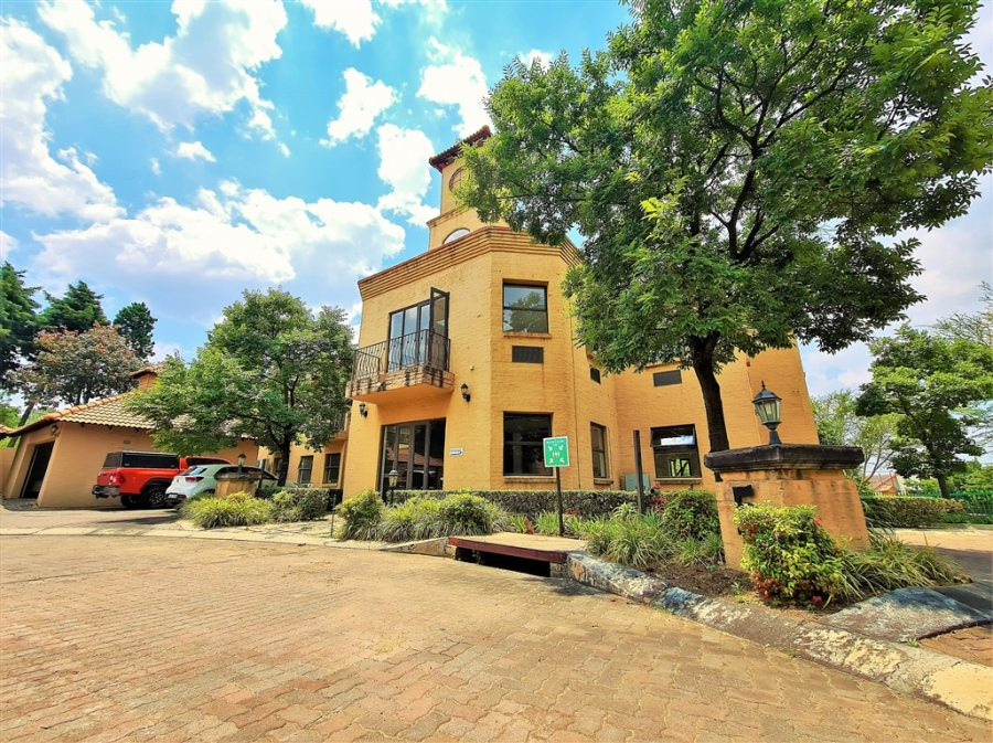 To Let commercial Property for Rent in Fourways Gauteng