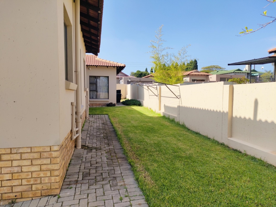 To Let 3 Bedroom Property for Rent in Greengate Gauteng